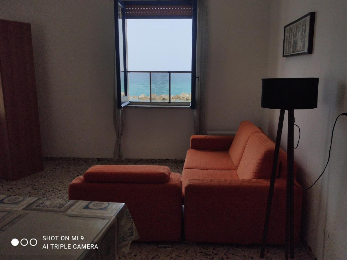 فيلا بيتسوفي La Terrazza Sul Mare المظهر الخارجي الصورة